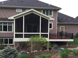 Screened porch and deck addition on a Twin Cities home